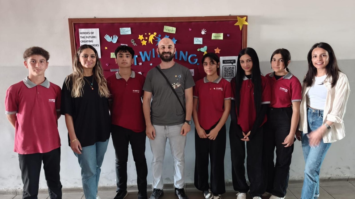  “HEROES OF THE FUTURE: CREATING SUPERHEROES FOR SOCIAL CHANGE” ETWINNING PROJEMIZ TAMAMLANDI